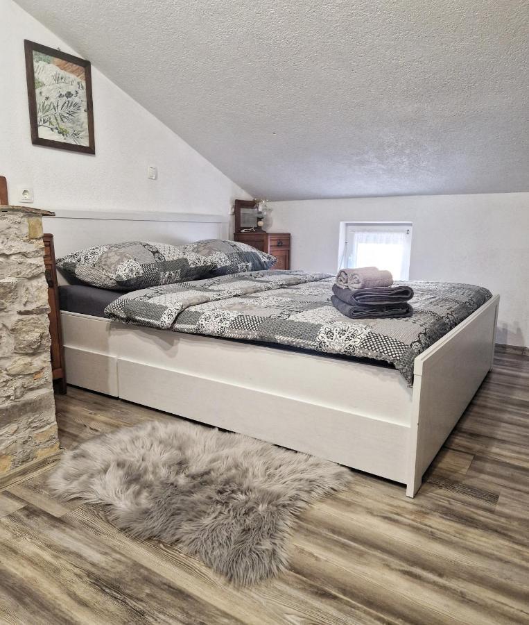 הוילה Roč Casa Luana מראה חיצוני תמונה